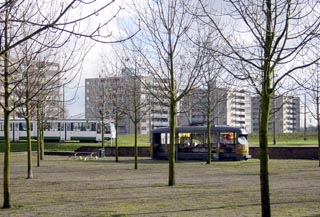 Tramlijn met op achtergrond de Hoge Filterweg Tramlijn met op achtergrond de Hoge Filterweg