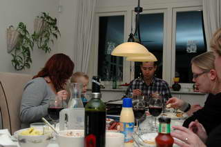 Aan tafel