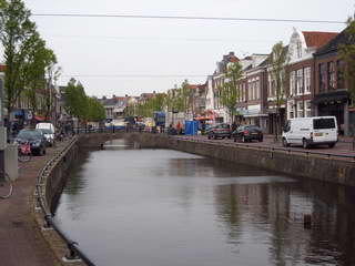 Sneek Sneek