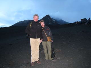 Top van de Etna Aad & Ingrid op de Etna